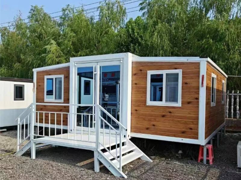 Expandable Container Houses.jpg
