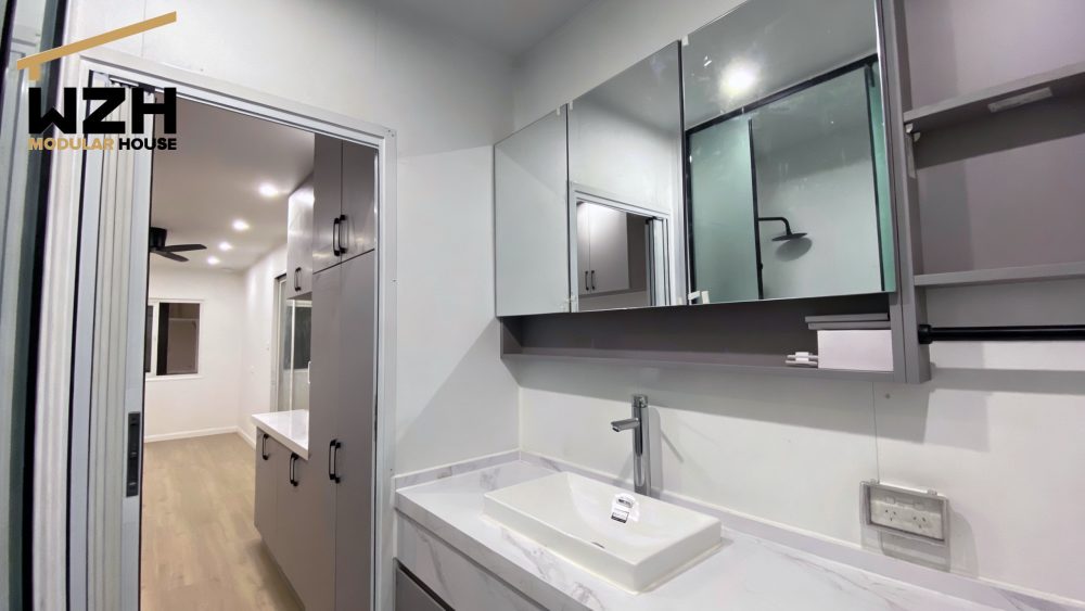 40ft Modified Shipping Container Toilet.jpg