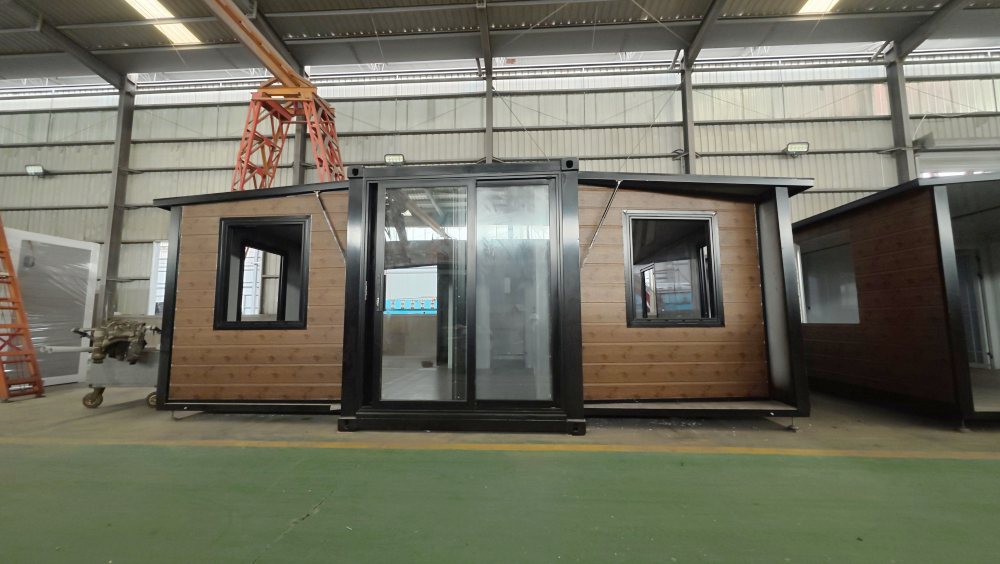 wzhhouse container house.jpg