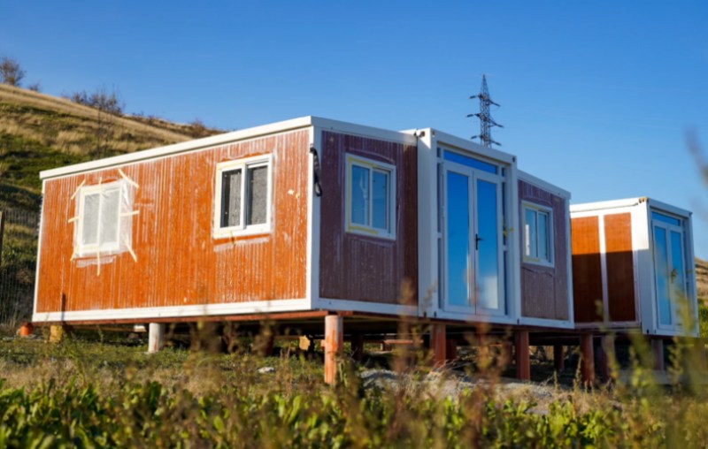 Expandable Container house.jpg