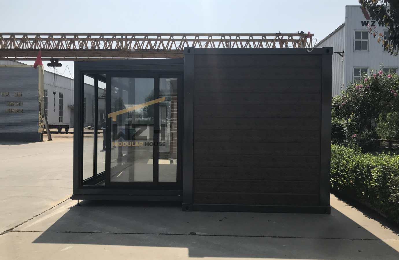Slide-Out Container Home for Living & Accommodation